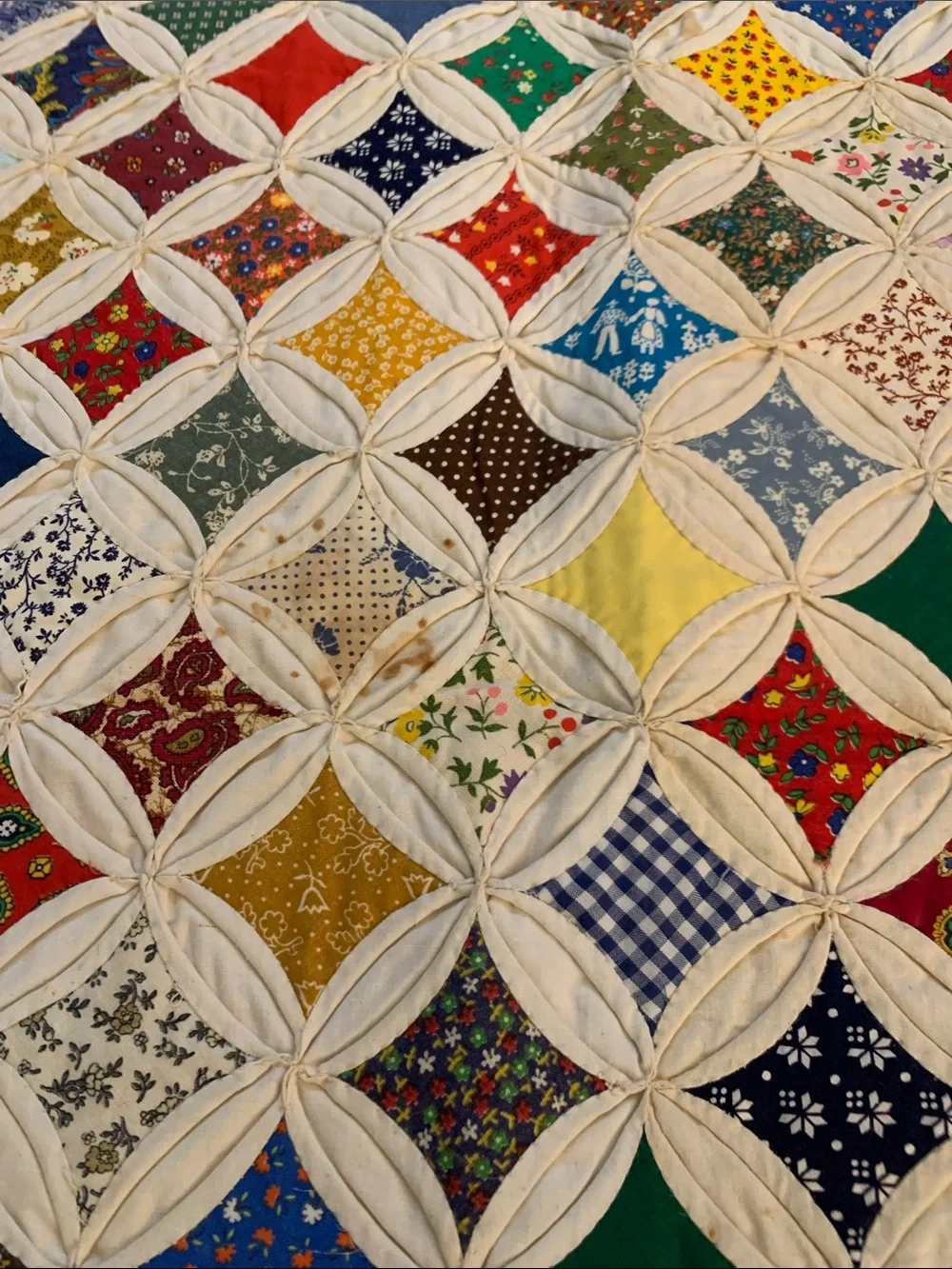 Beautiful vintage Handmade homemade quilted table runner